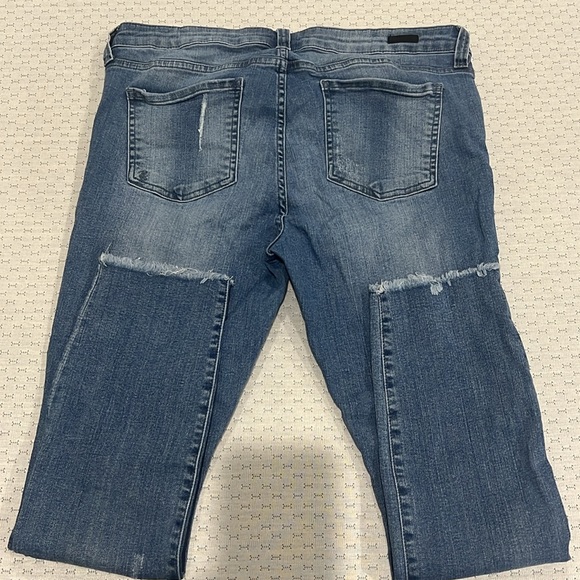 Kut jeans, Connie skinny crop, size 14, holes have patches. - Picture 4 of 5